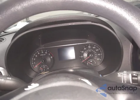 2020 Kia Soul Lx z USA, uszkodzony, nr VIN KNDJ23AU1L7097464